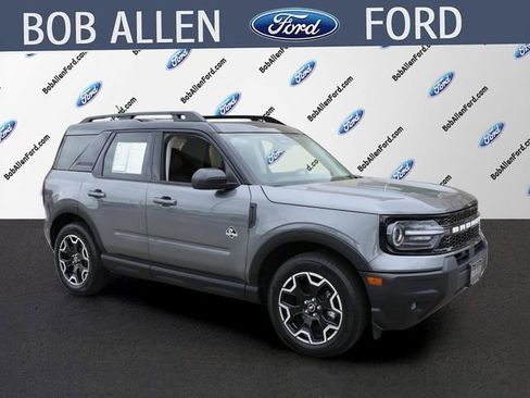 Used 2025 Ford Bronco Sport Outer Banks AWD/4WD image 1