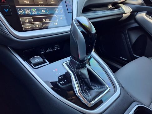 Certified 2025 Subaru Outback Onyx Edition w/ Popular Package #2 image 29