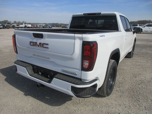 New 2026 GMC Sierra 1500 Elevation w/ Elevation Premium Package image 5