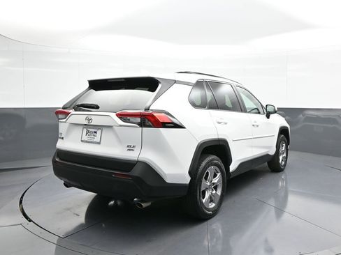 Certified 2022 Toyota RAV4 XLE image 6