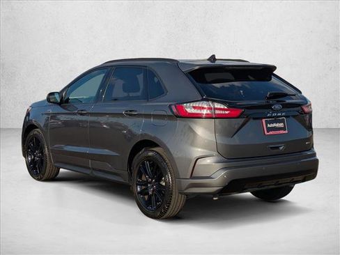 Certified 2023 Ford Edge ST-Line image 8
