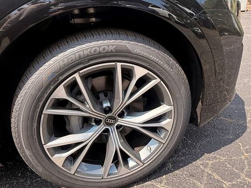 New 2026 Audi Q8 Premium Plus AWD/4WD image 33