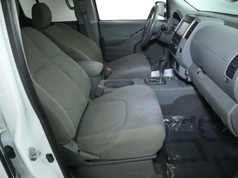 Certified 2021 Nissan Frontier SV RWD image 32