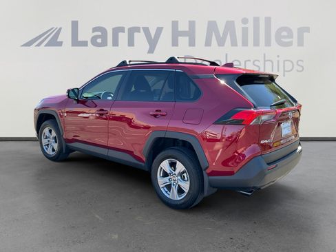 Used 2024 Toyota RAV4 XLE image 3