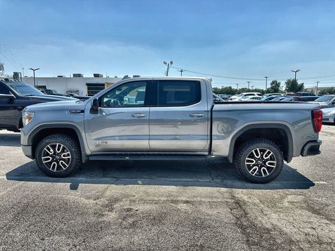 Used 2022 GMC Sierra 1500 AT4 w/ AT4 Premium Package AWD/4WD image 2