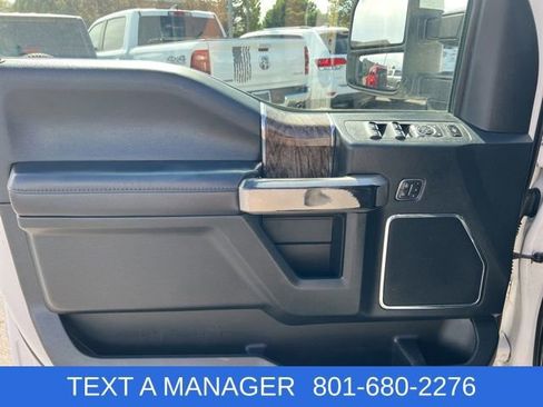 Used 2019 Ford F350 Lariat w/ Lariat Value Package AWD/4WD image 24