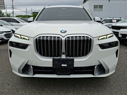 Used 2025 BMW X7 xDrive40i AWD/4WD image 7