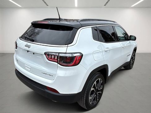 Used 2022 Jeep Compass Limited image 5