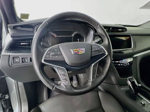 Used 2024 Cadillac XT5 Premium Luxury AWD/4WD image 12
