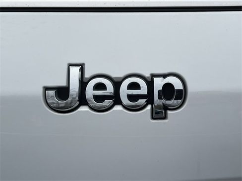 Used 2023 Jeep Grand Cherokee L Limited w/ Trailer Tow Group (B) image 43