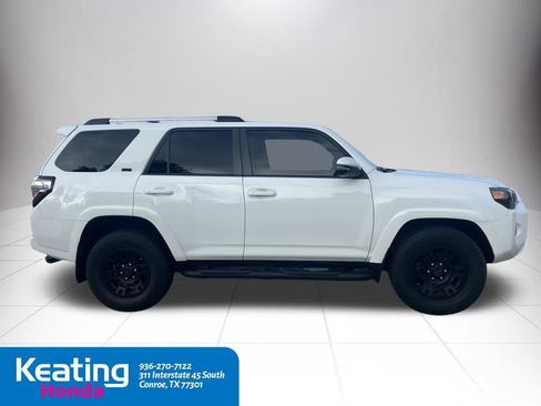 Used 2021 Toyota 4Runner SR5 Premium w/ Moonroof Package RWD image 4