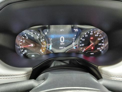 Used 2024 Jeep Compass Limited AWD/4WD image 30