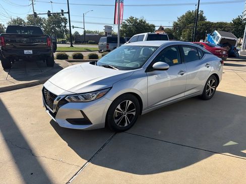 Used 2022 Nissan Sentra SV w/ All-Weather Package FWD image 6