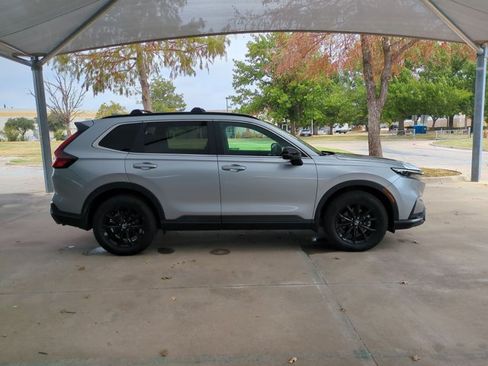 Used 2023 Honda CR-V Sport image 4