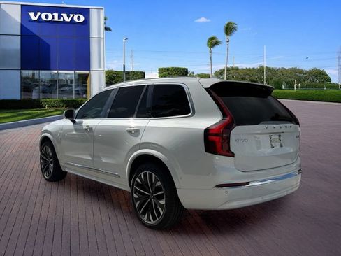 New 2026 Volvo XC90 B5 Plus AWD/4WD image 5