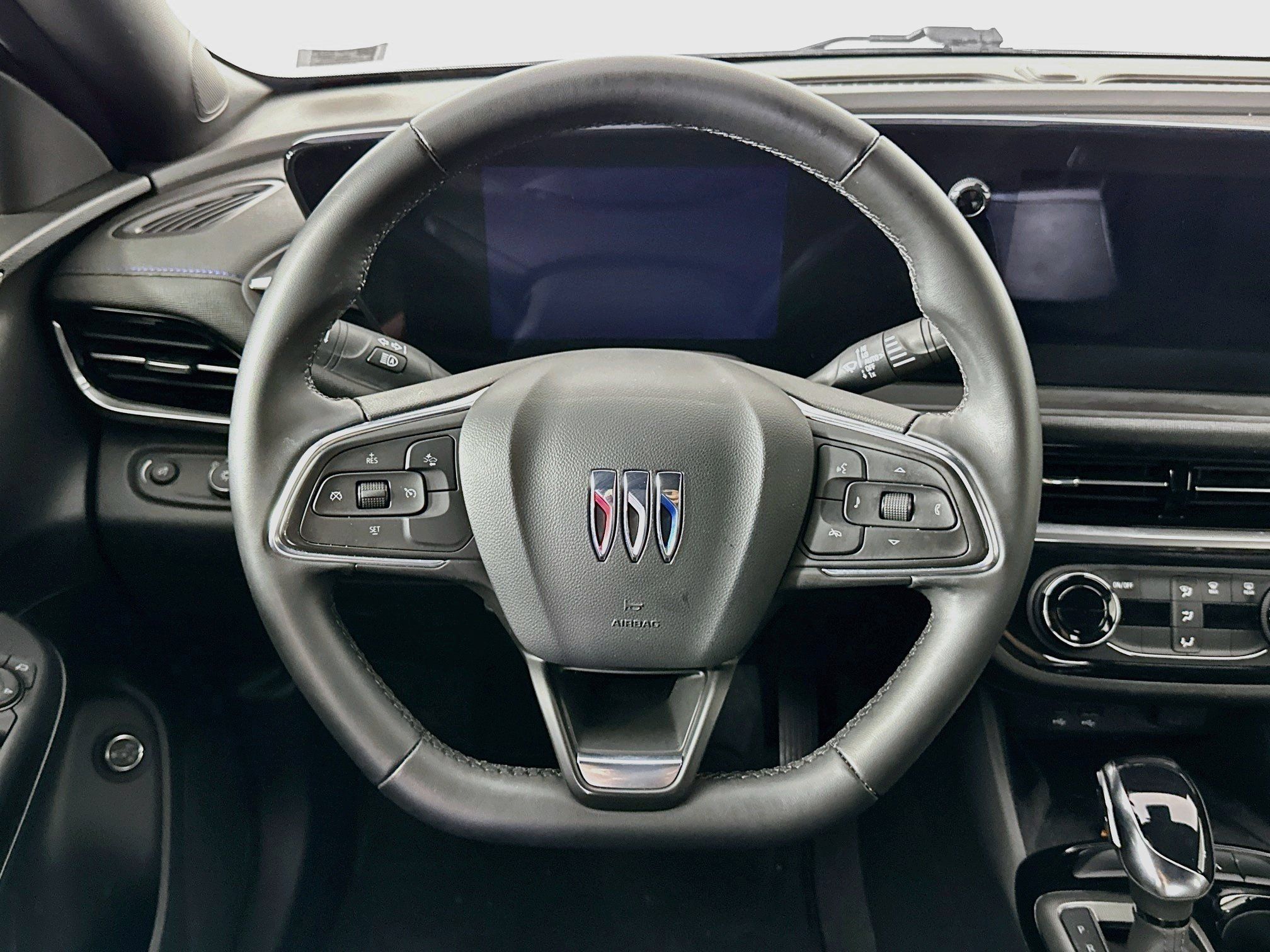 Used 2024 Buick Envista Sport Touring w/ Convenience II Package FWD image 18