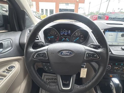 Used 2018 Ford Escape SEL AWD/4WD image 19