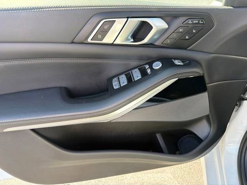 Used 2023 BMW X7 xDrive40i w/ Executive Package AWD/4WD image 14