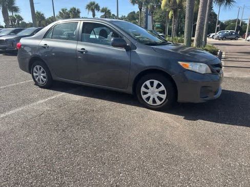 Used 2011 Toyota Corolla LE FWD image 18
