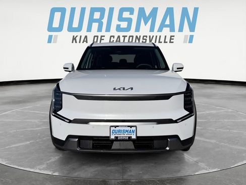 New 2026 Kia EV9 Wind image 8