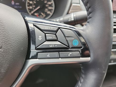 Used 2019 Nissan Altima 2.0 Edition One FWD image 22