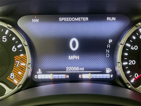 Used 2023 Jeep Renegade Trailhawk image 15