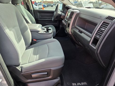 Used 2017 RAM 1500 Express image 12