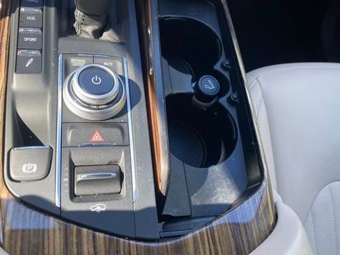 Used 2022 Maserati Levante GT image 33