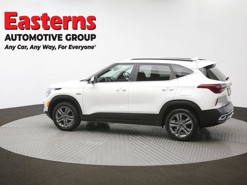 Used 2021 Kia Seltos S AWD/4WD image 60