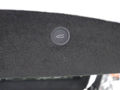 Used 2022 Tesla Model X AWD/4WD image 40
