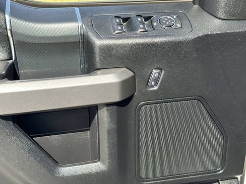 Used 2018 Ford F150 XLT w/ Equipment Group 302A Luxury AWD/4WD image 13