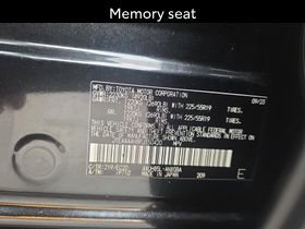 Certified 2023 Toyota Venza XLE AWD/4WD image 11