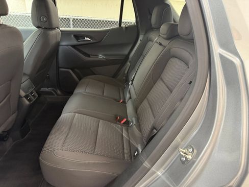 Used 2025 Chevrolet Equinox LT FWD image 25