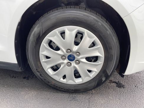 Used 2020 Ford Fusion S FWD image 8