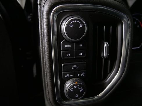 Used 2019 Chevrolet Silverado 1500 LT w/ All-Star Edition image 15