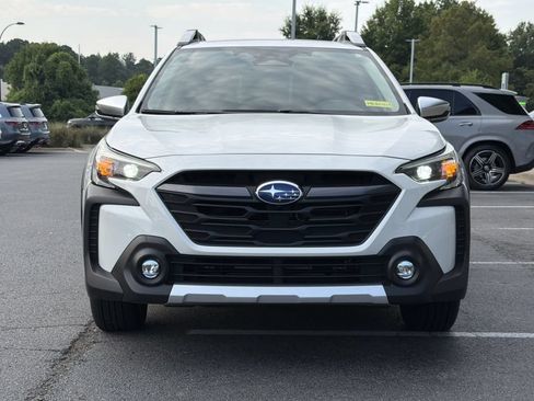 Used 2025 Subaru Outback Touring XT w/ Popular Package #2 AWD/4WD image 13