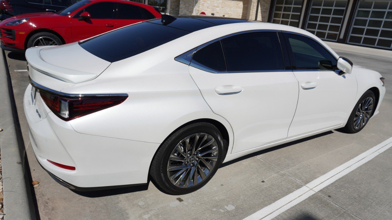 Certified 2024 Lexus ES 350 Ultra Luxury w/ Accessory Package (Z2) FWD image 9