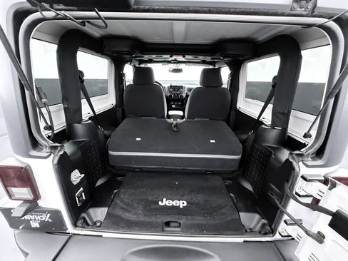 Used 2013 Jeep Wrangler Sport AWD/4WD image 19