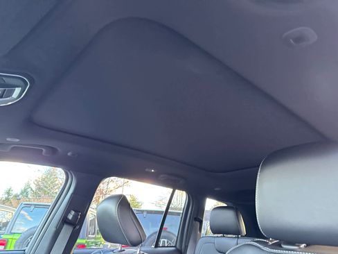 New 2025 Jeep Grand Cherokee Limited w/ Black Appearance Package image 14