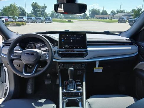 New 2026 Jeep Compass Limited AWD/4WD image 31