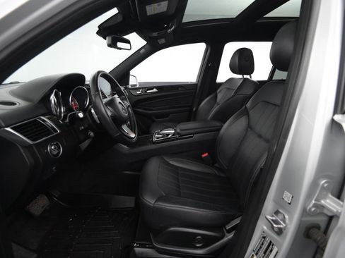 Used 2018 Mercedes-Benz GLS 450 4MATIC image 42