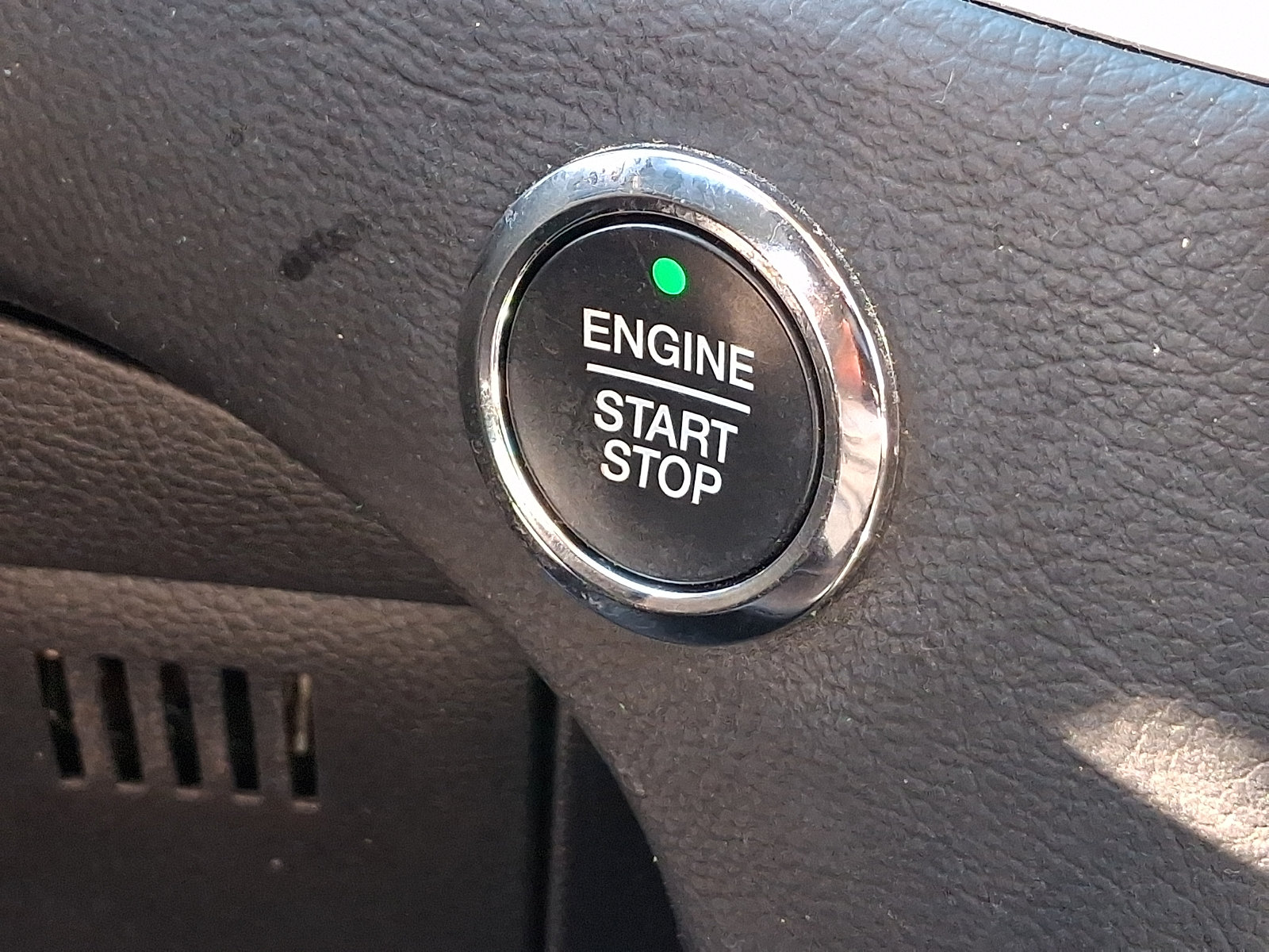 Used 2024 Ford Edge SEL w/ Convenience Package AWD/4WD image 26