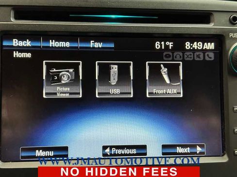 Used 2017 Chevrolet Traverse LT image 26