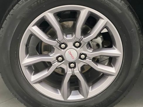 Used 2024 GMC Terrain SLT image 64