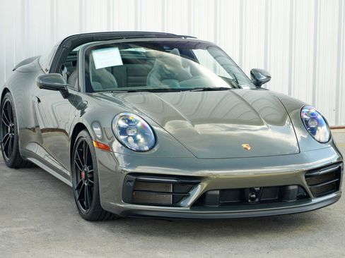 Used 2022 Porsche 911 Targa 4 GTS image 56