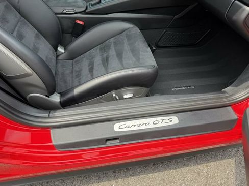 Used 2016 Porsche 911 Carrera GTS RWD image 41