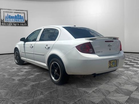 Used 2007 Chevrolet Cobalt LT w/ Preferred Equipment Group FWD image 8