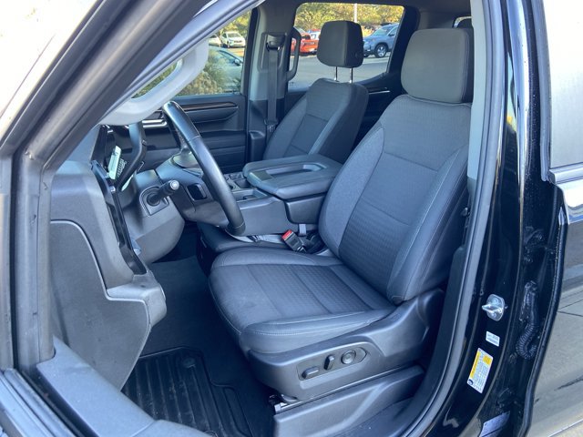 Used 2023 Chevrolet Silverado 1500 LT w/ Z71 Off-Road Package AWD/4WD image 18
