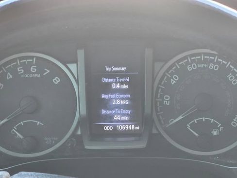 Used 2019 Toyota Tacoma Limited image 14