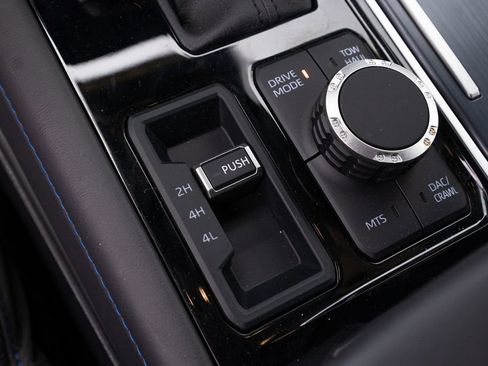 New 2025 Toyota Tundra Platinum w/ TRD Off-Road Package image 25